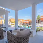 Hotel Felix - Galanias & Retreat