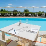Felix - Galanias & Retreat 4*