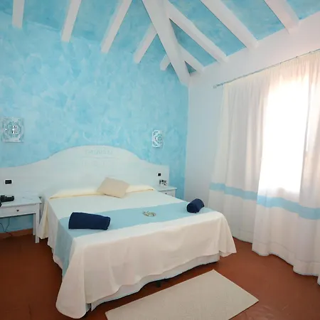 Felix - Galanias & Retreat Hotel Bari Sardo