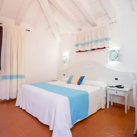 Felix - Galanias & Retreat 4*