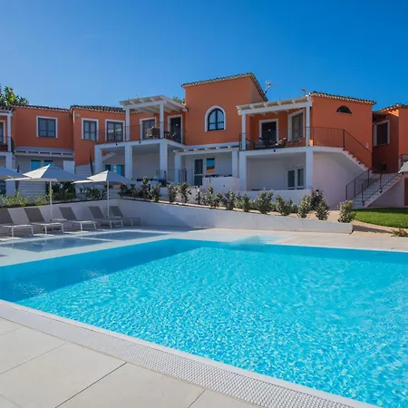 Felix - Galanias & Retreat Bari Sardo