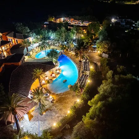 Felix - Galanias & Retreat 4* Бари-Сардо