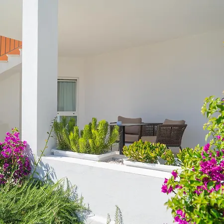 Felix - Galanias & Retreat Hotel 4*