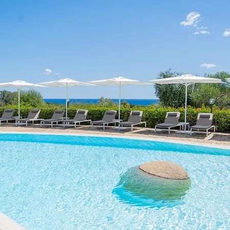 Felix - Galanias & Retreat Hotel