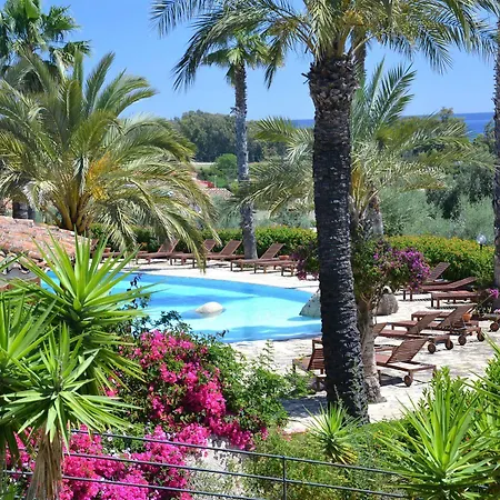 Felix - Galanias & Retreat 4* Bari Sardo